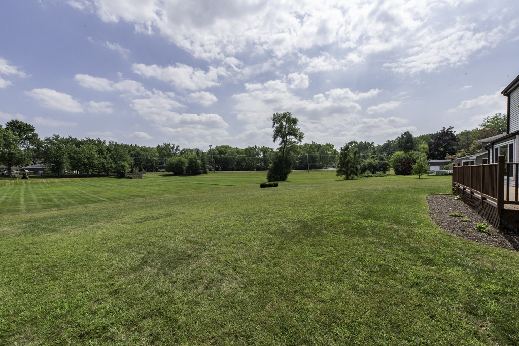 1138 Sussex Lane, Libertyville, IL 60048