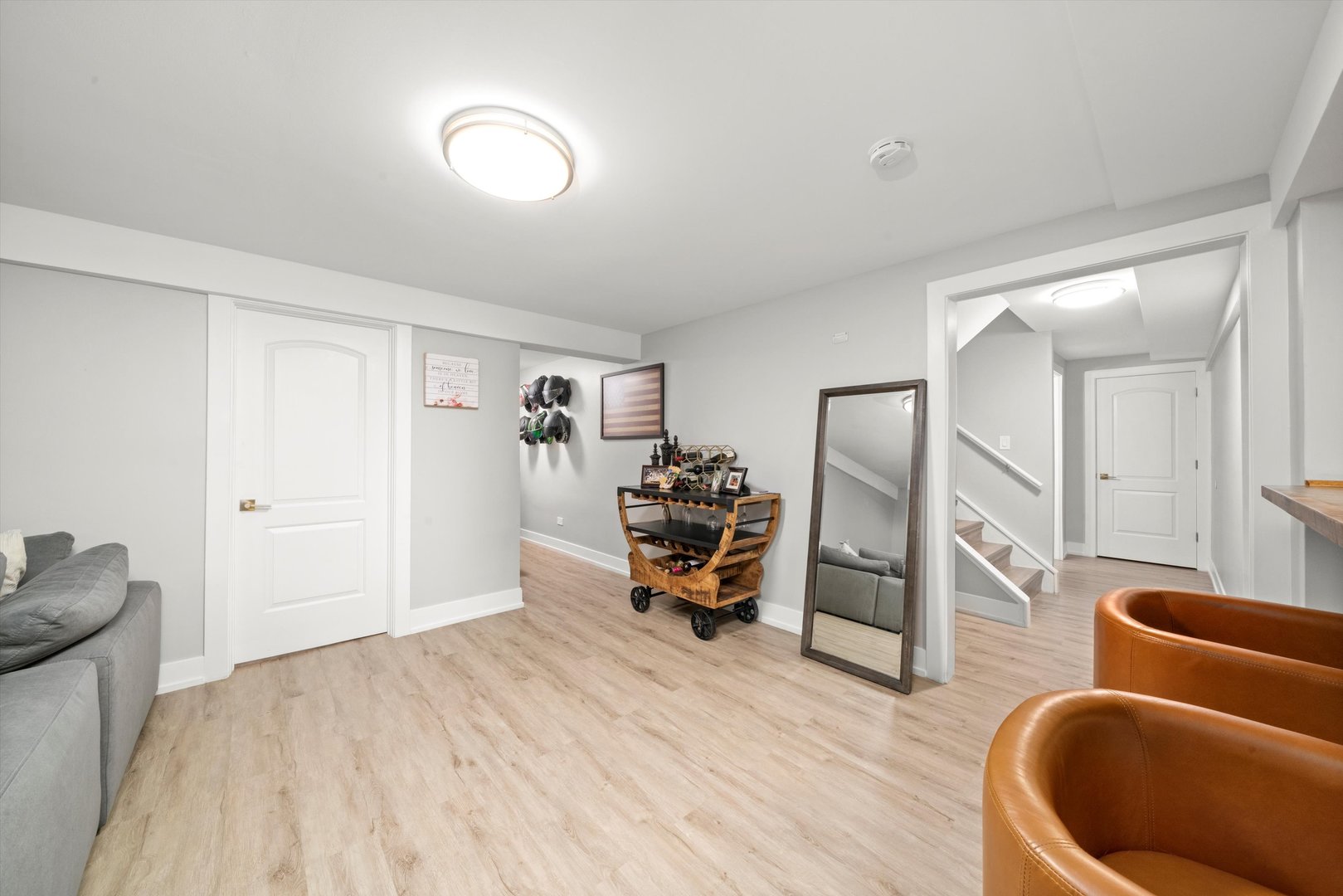 8830 Mobile Avenue #101, Oak Lawn, IL 60453