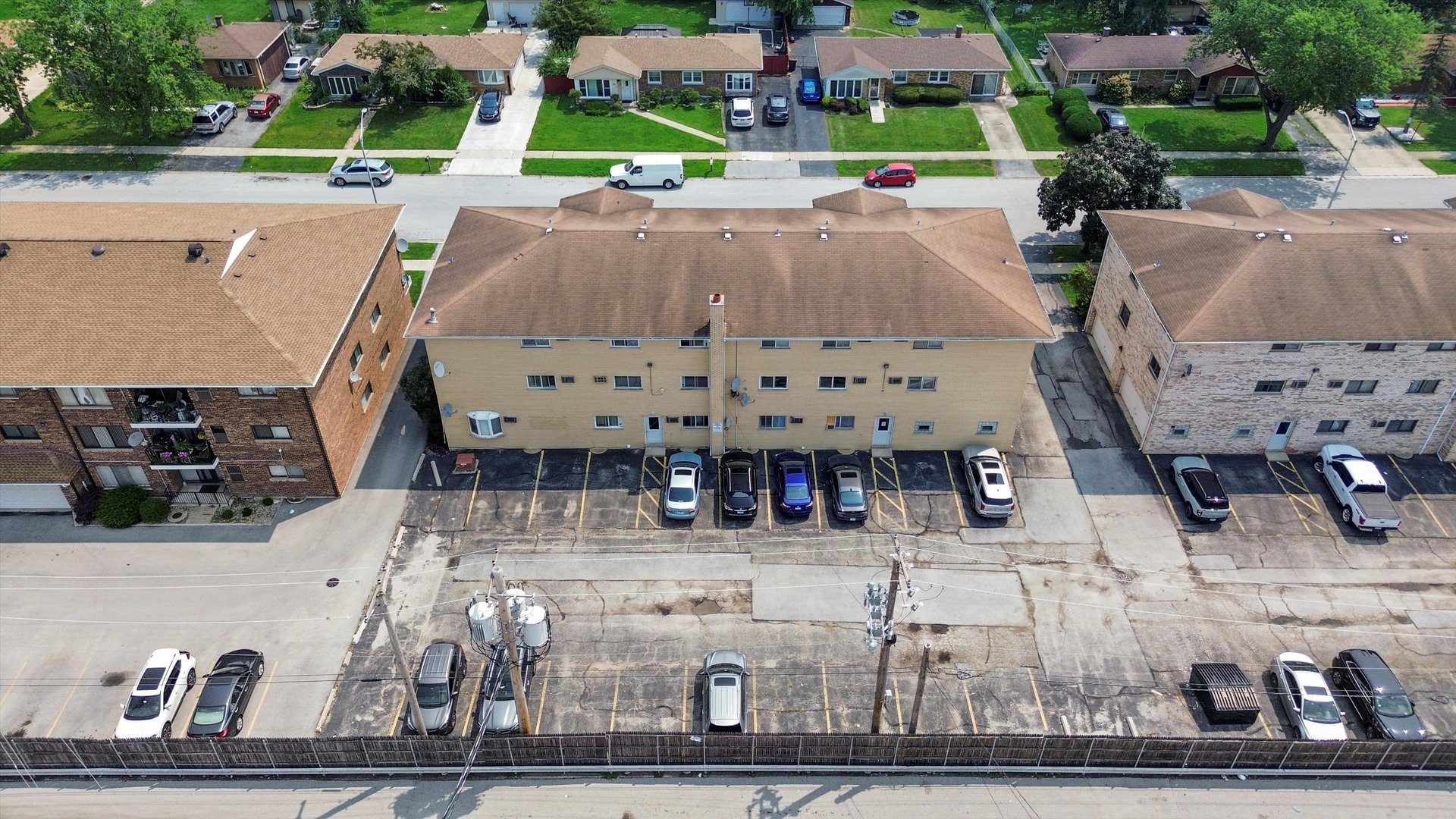 8830 Mobile Avenue #101, Oak Lawn, IL 60453