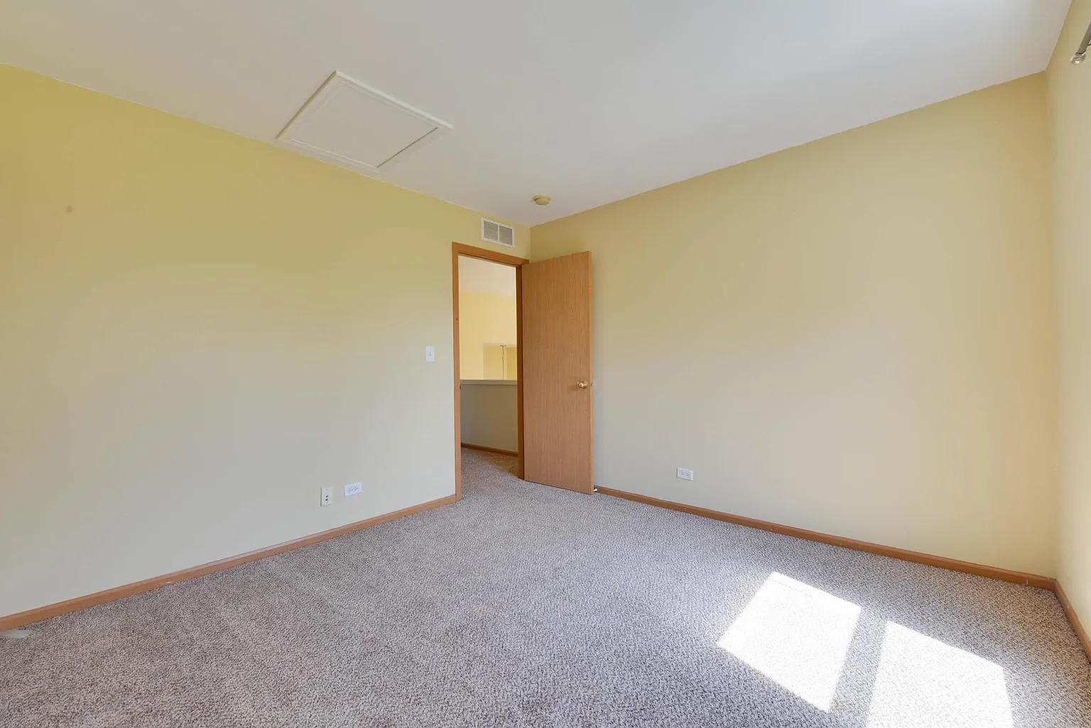 3241 Pennsbury Court, Aurora, IL 60502