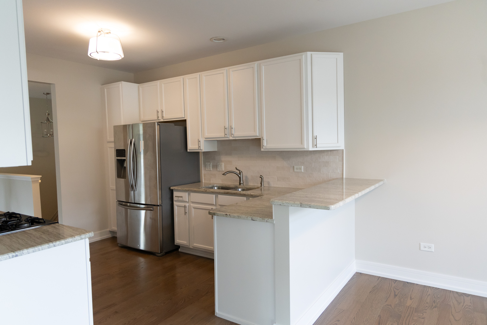 2836 Hillcrest Circle, Naperville, IL 60564