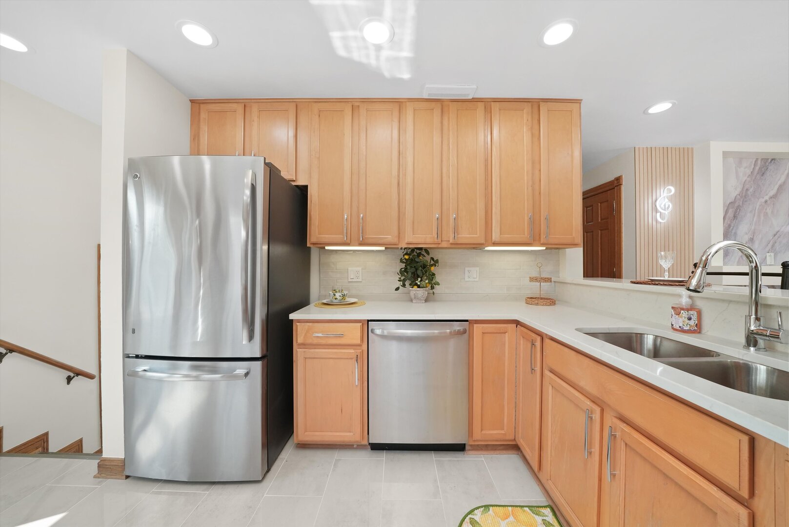 1412 Balmoral Avenue, Westchester, IL 60154