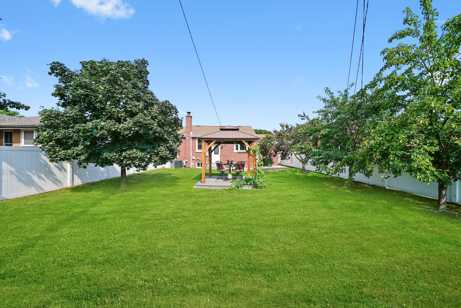 1412 Balmoral Avenue, Westchester, IL 60154