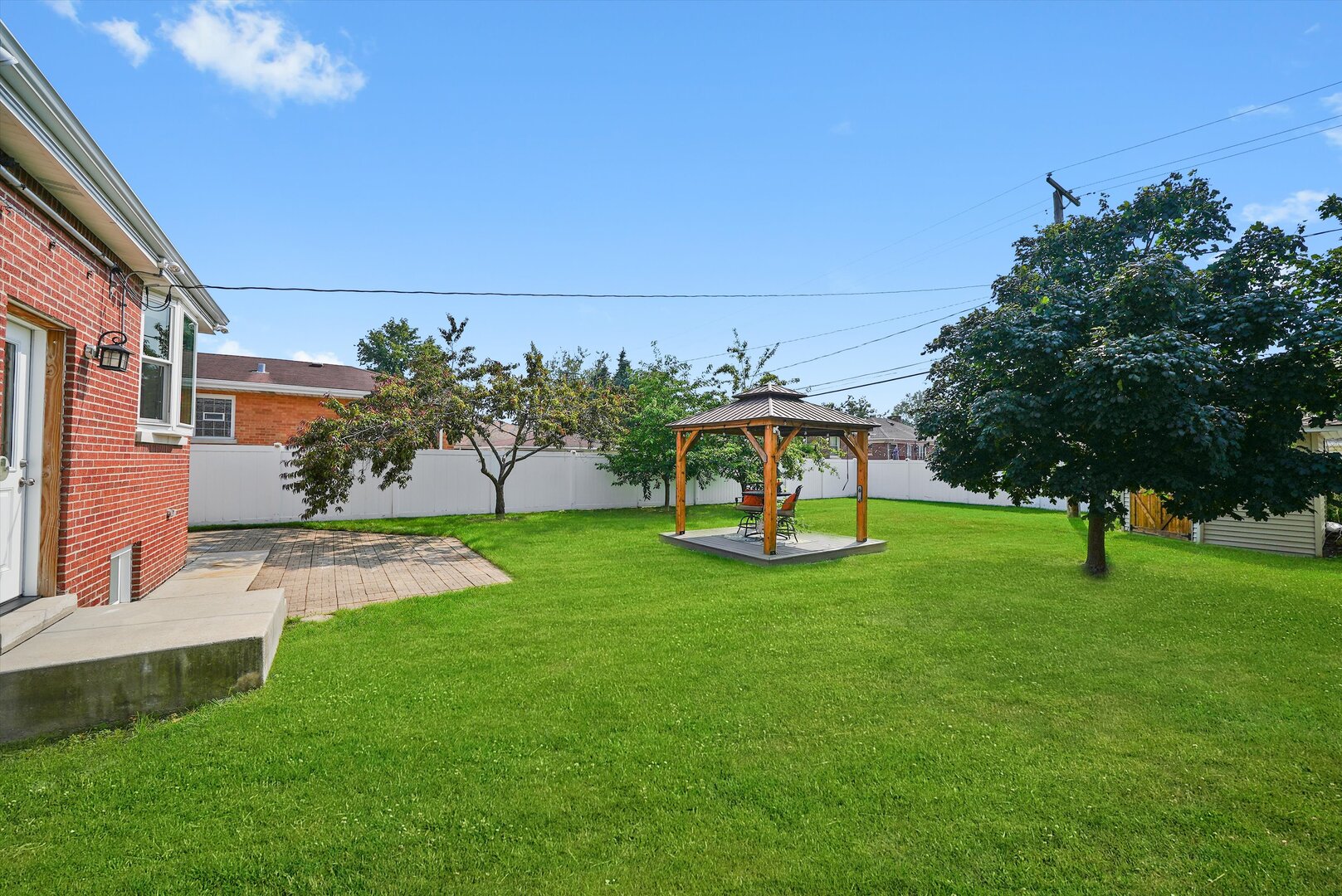 1412 Balmoral Avenue, Westchester, IL 60154