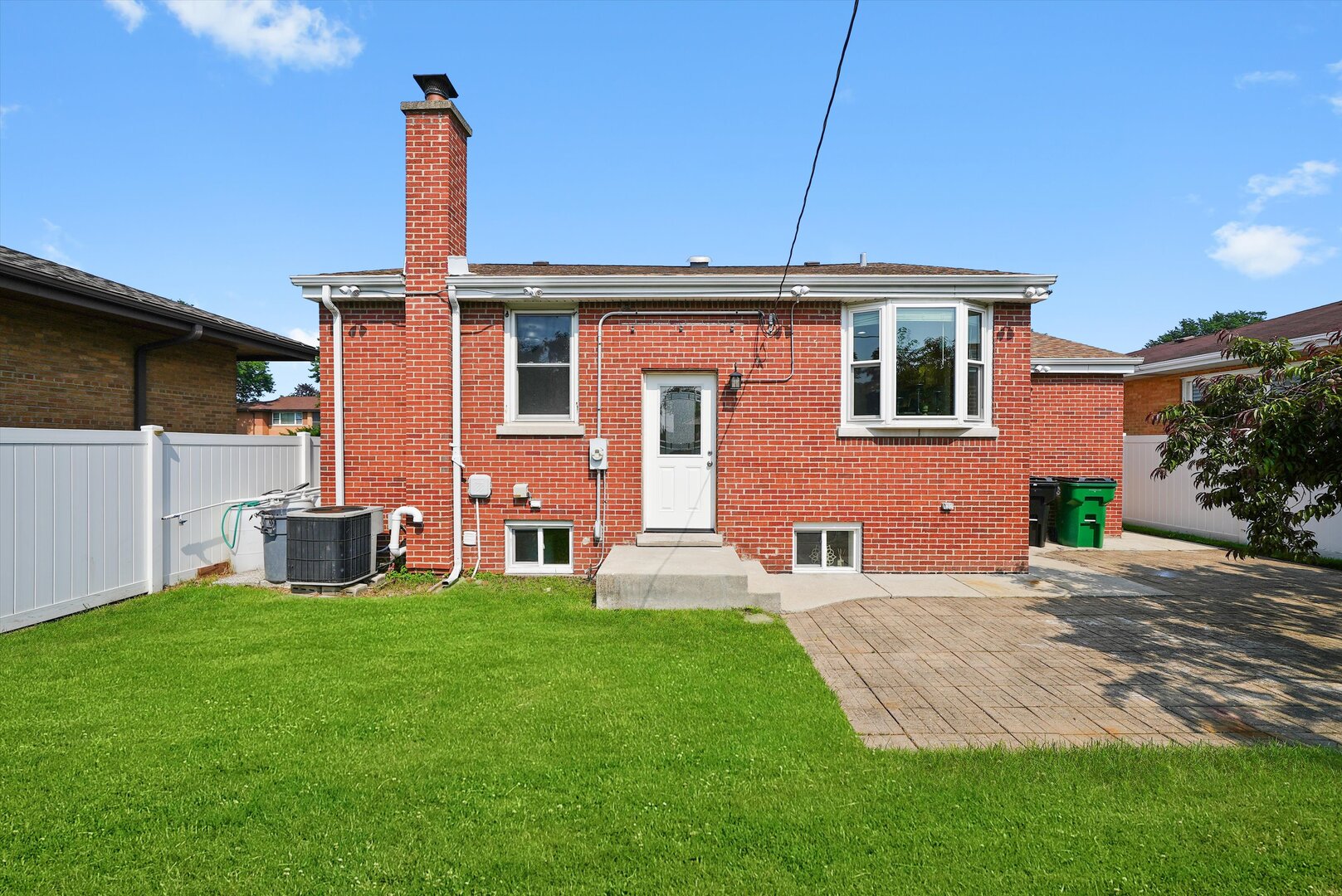 1412 Balmoral Avenue, Westchester, IL 60154