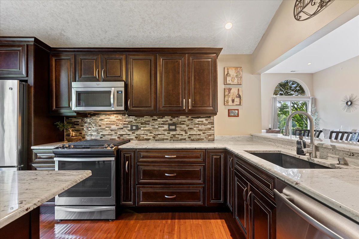 1636 Columbia Circle #2, Bartlett, IL 60103