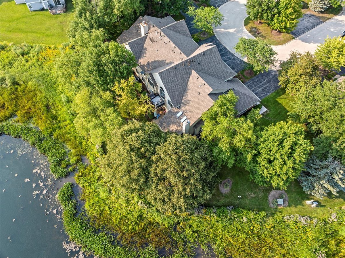 1636 Columbia Circle #2, Bartlett, IL 60103