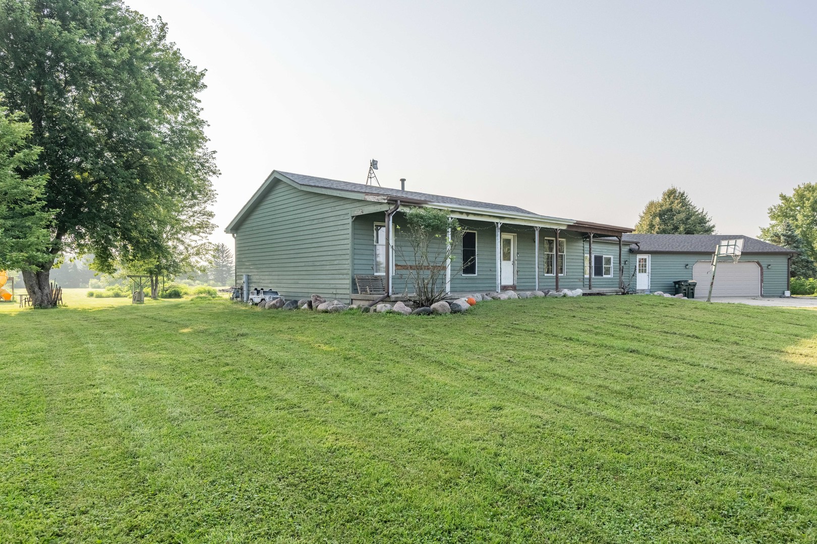 4416 E 29th Road, Sheridan, IL 60551