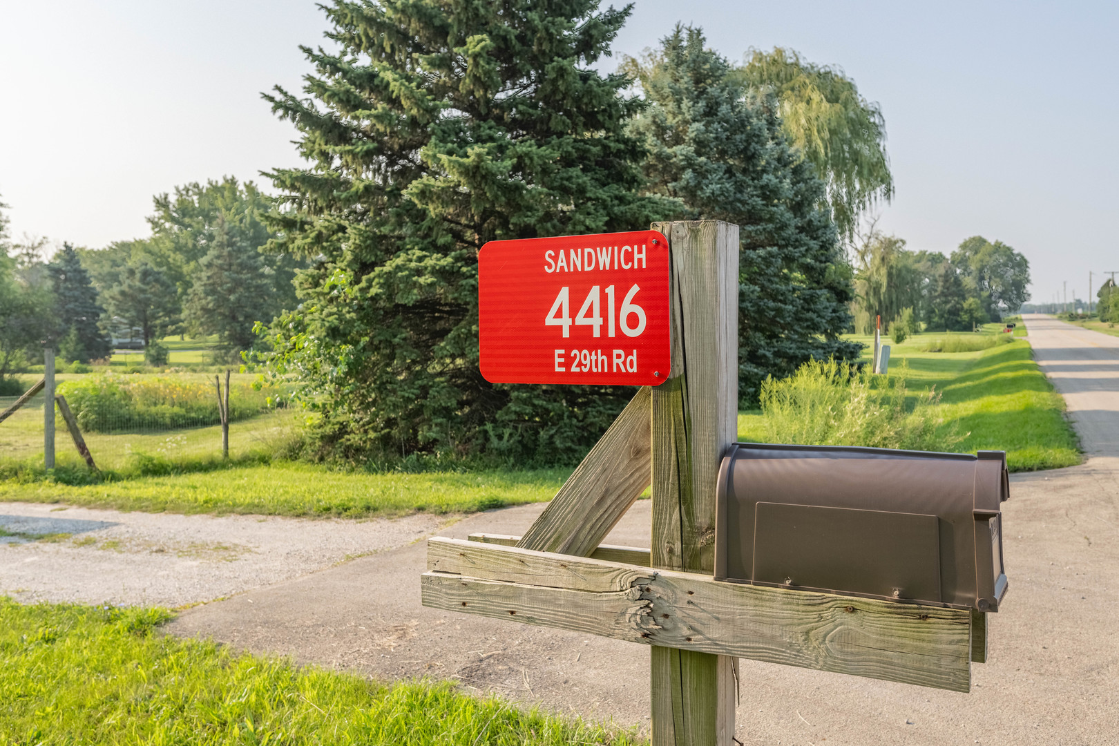 4416 E 29th Road, Sheridan, IL 60551