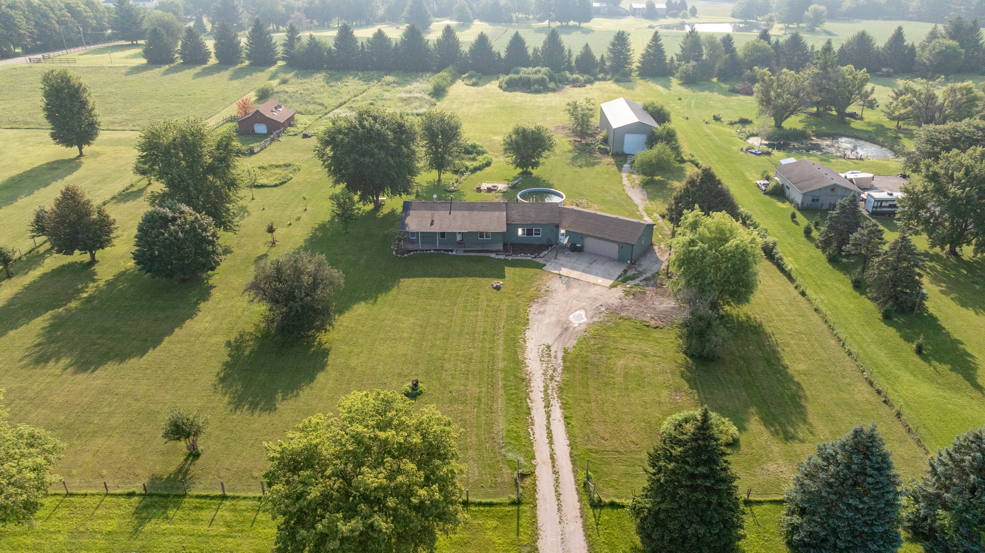4416 E 29th Road, Sheridan, IL 60551