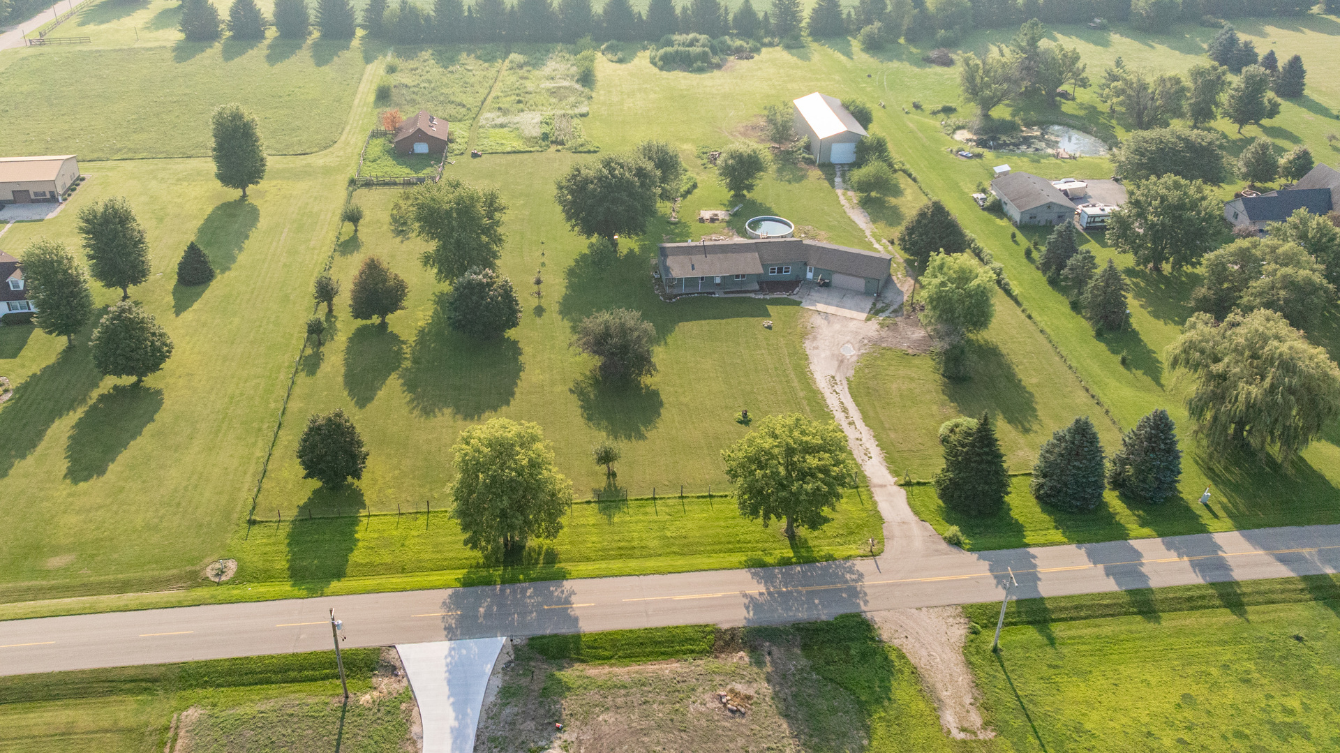 4416 E 29th Road, Sheridan, IL 60551