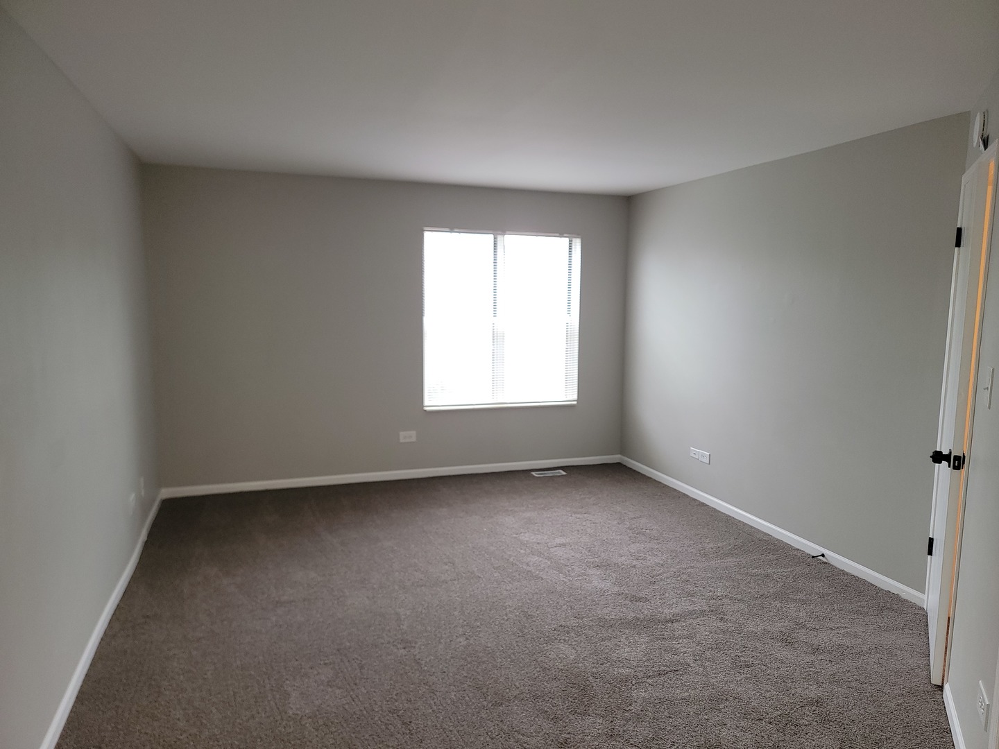 2 Kristin Circle #7, Schaumburg, IL 60195