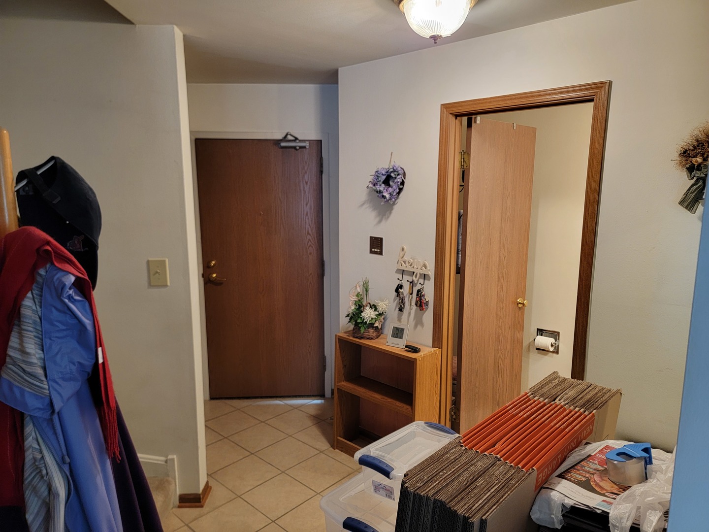 2 Kristin Circle #7, Schaumburg, IL 60195