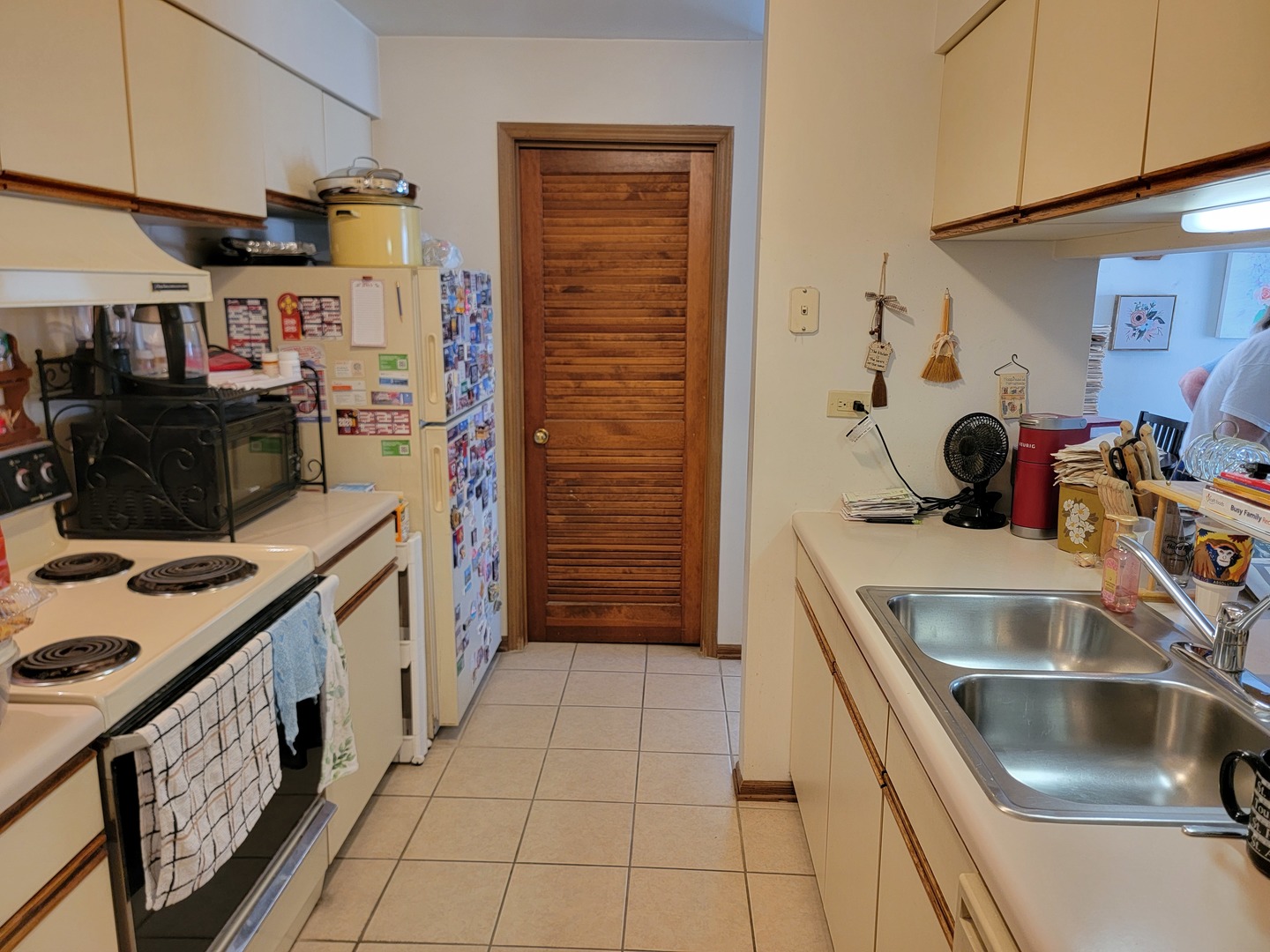 2 Kristin Circle #7, Schaumburg, IL 60195