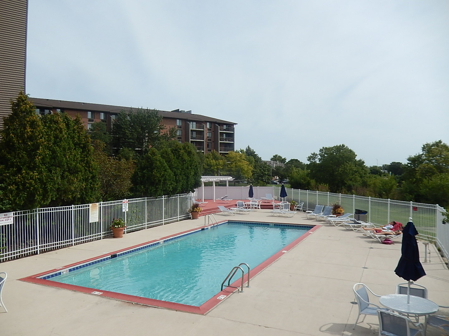 2 Kristin Circle #7, Schaumburg, IL 60195
