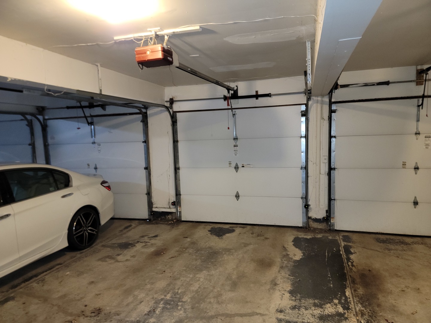 2 Kristin Circle #7, Schaumburg, IL 60195