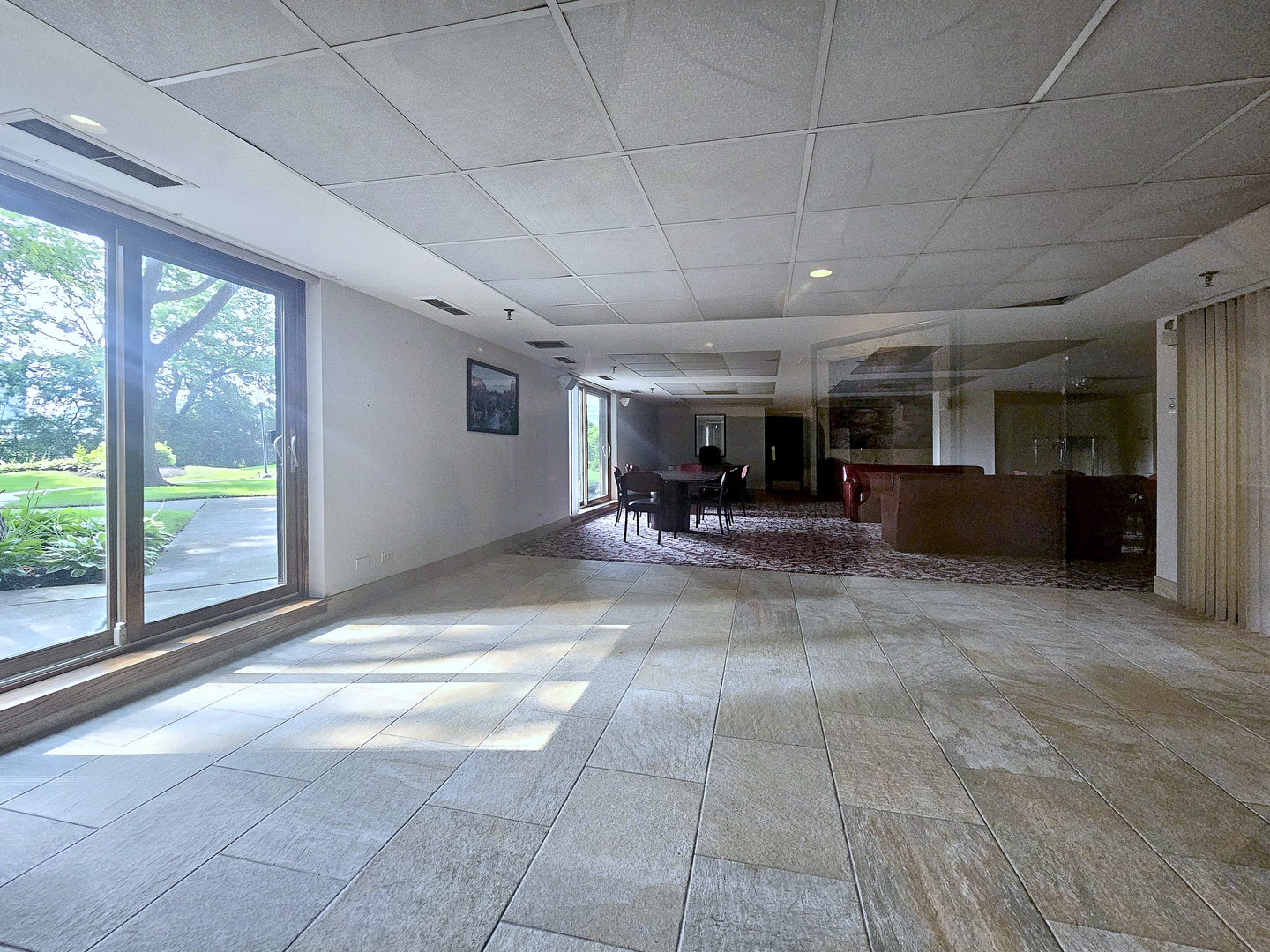 711 S River Road #508, Des Plaines, IL 60016
