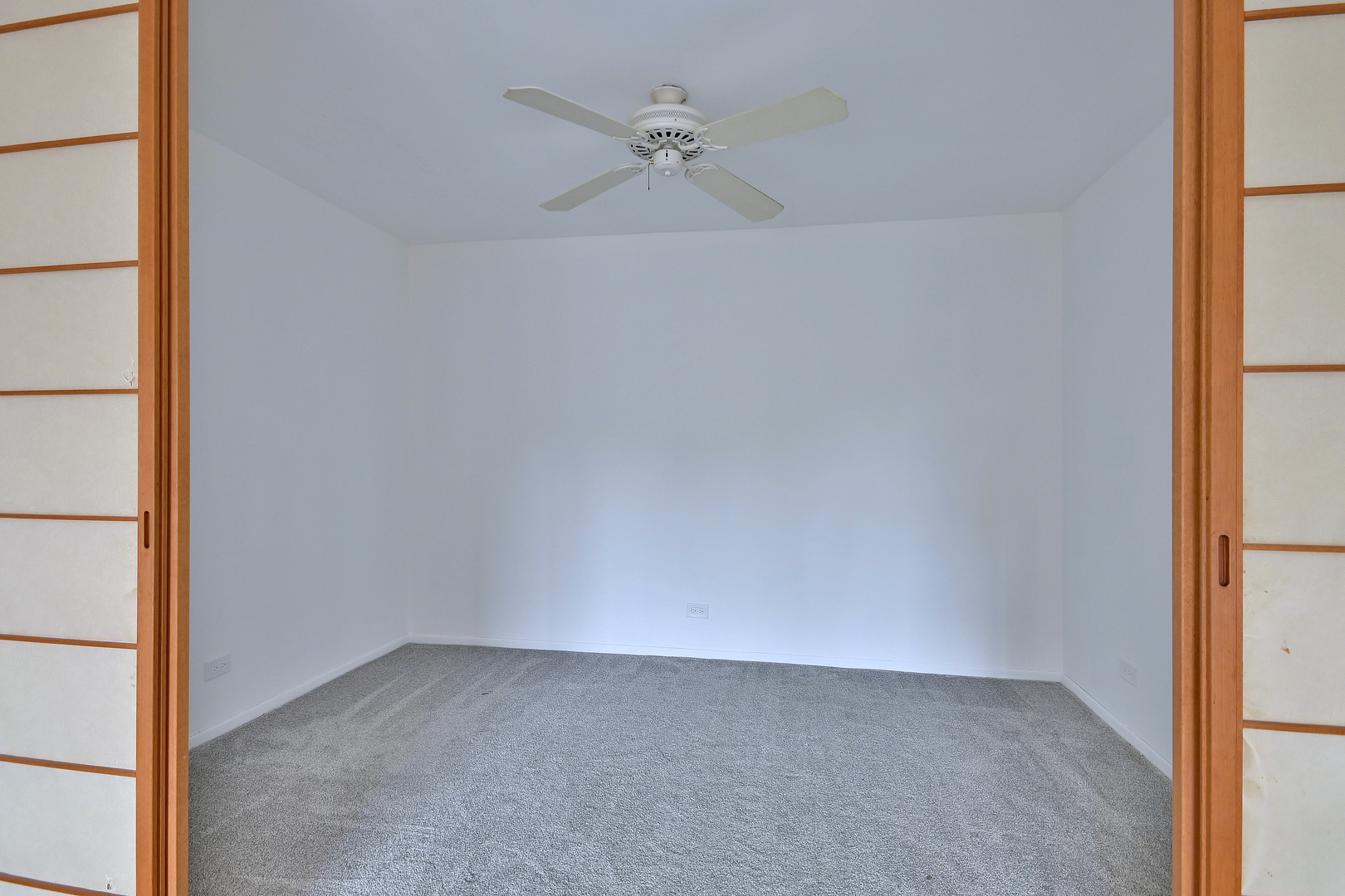711 S River Road #508, Des Plaines, IL 60016