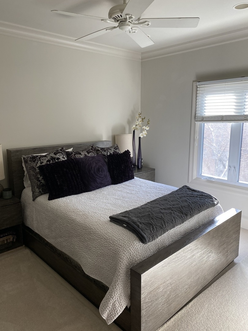 1447 N CLEVELAND Avenue #B, Chicago, IL 60610
