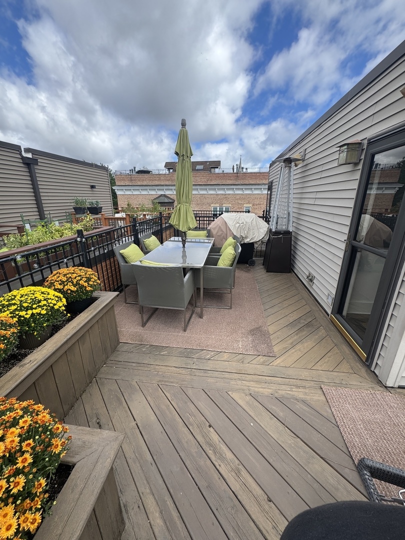 1447 N CLEVELAND Avenue #B, Chicago, IL 60610