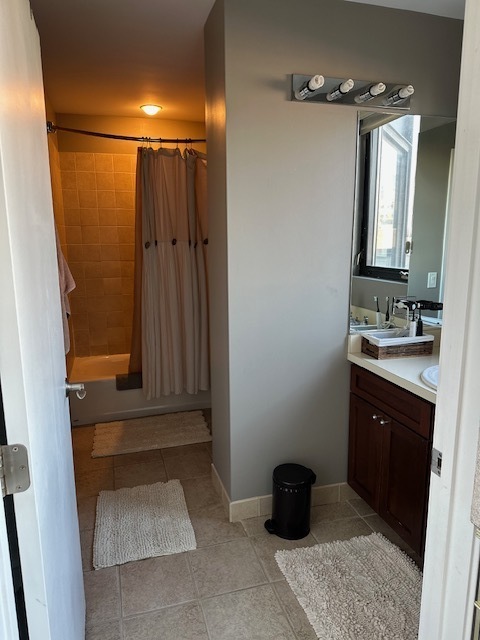 222 S Racine Avenue #408, Chicago, IL 60607
