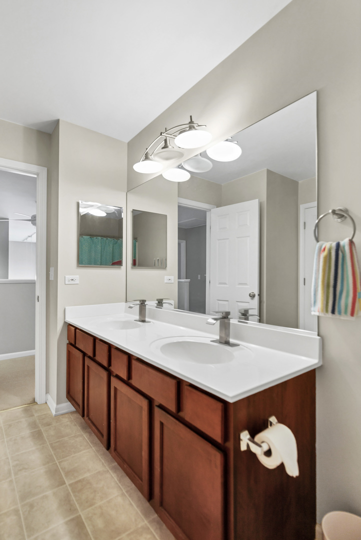 1551 Augusta Lane, Cary, IL 60013