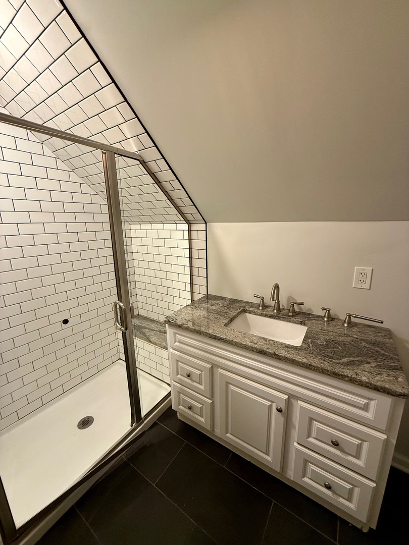 29W601 Prairie Avenue, Warrenville, IL 60555
