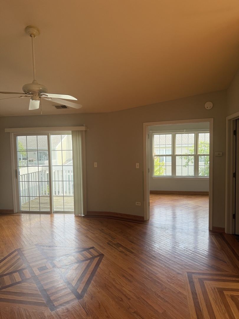 Naperville, IL 60564