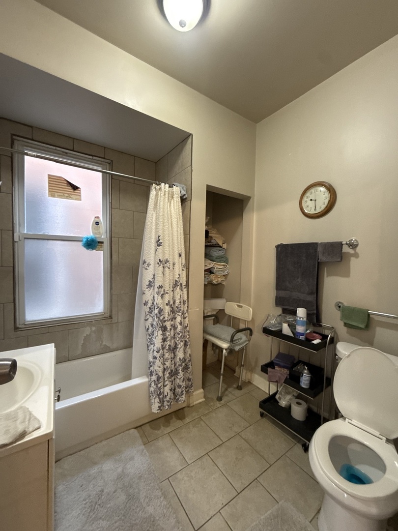 4050 W Cullerton Street, Chicago, IL 60623