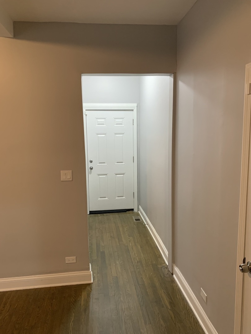 4733 W Gladys Avenue, Chicago, IL 60644