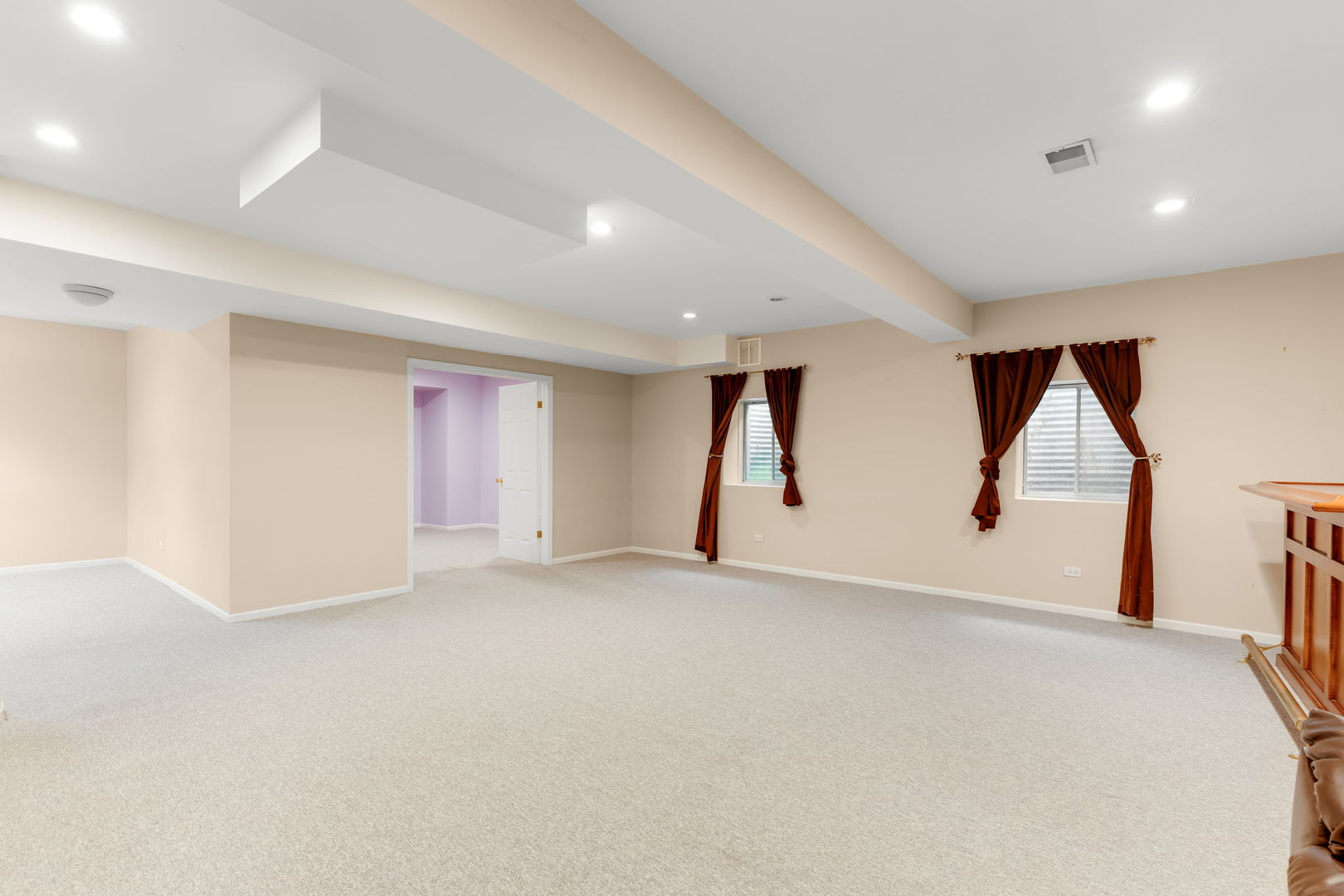 3 Barton Creek Court, Lake In The Hills, IL 60156