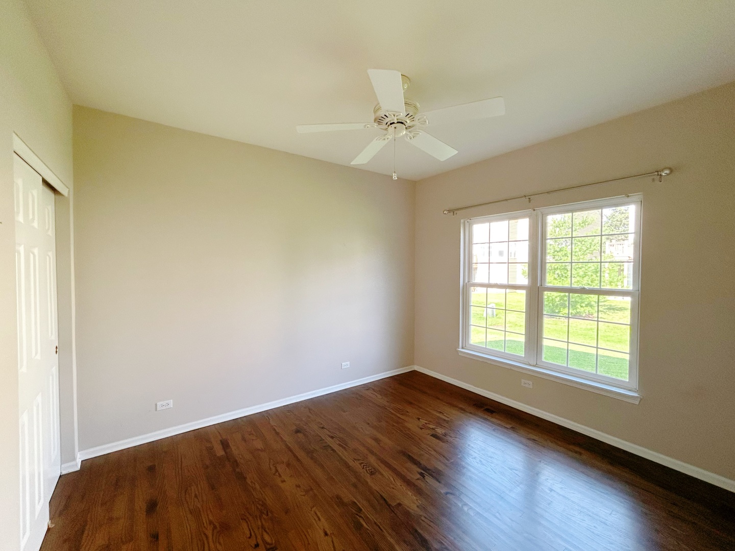 3 Barton Creek Court, Lake In The Hills, IL 60156