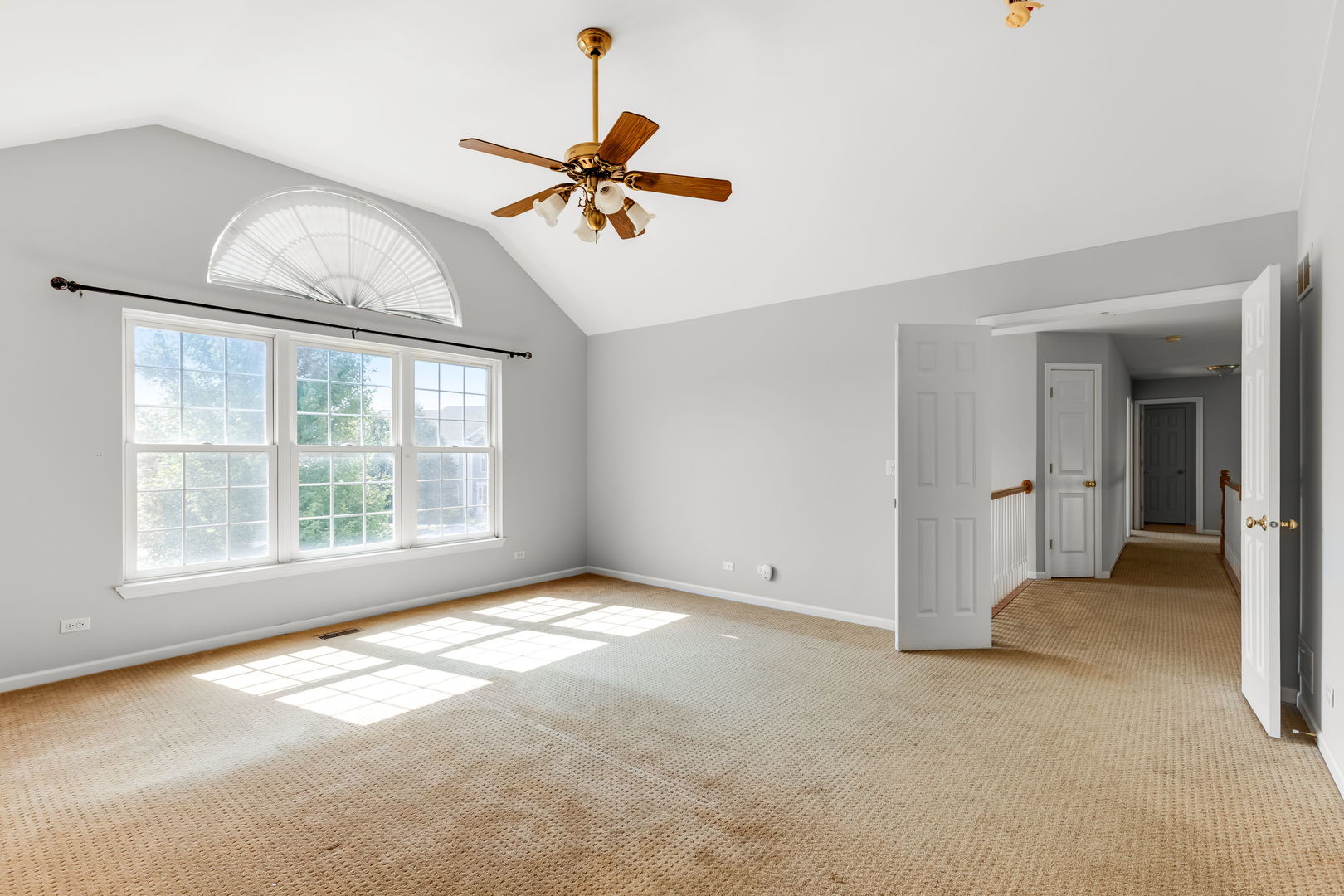 3 Barton Creek Court, Lake In The Hills, IL 60156