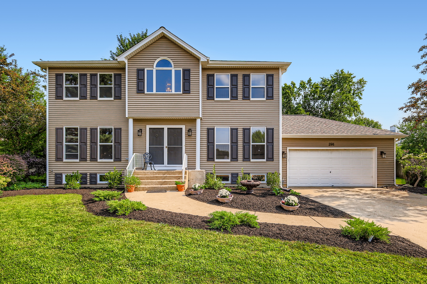 291 Carriage Court, Bolingbrook, IL 60490