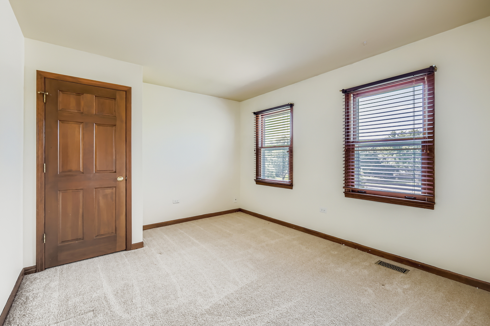 291 Carriage Court, Bolingbrook, IL 60490