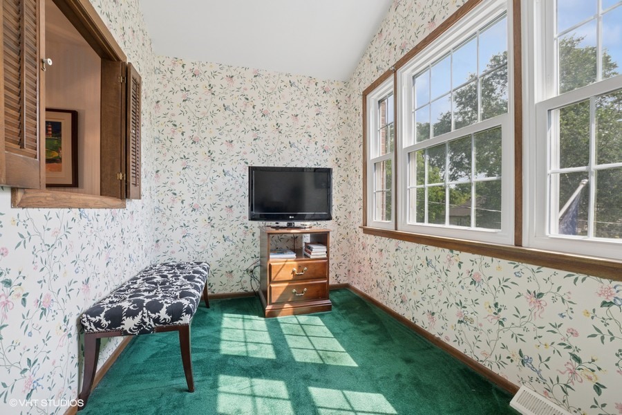12646 S 69th Court, Palos Heights, IL 60463