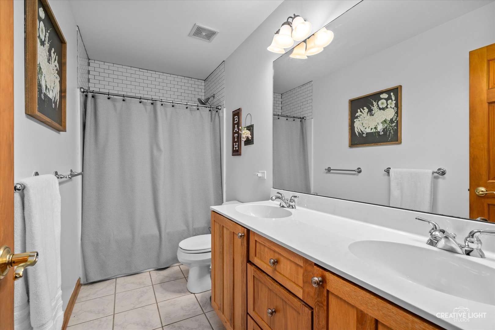 925 Suzy Street, Lake Holiday, IL 60548