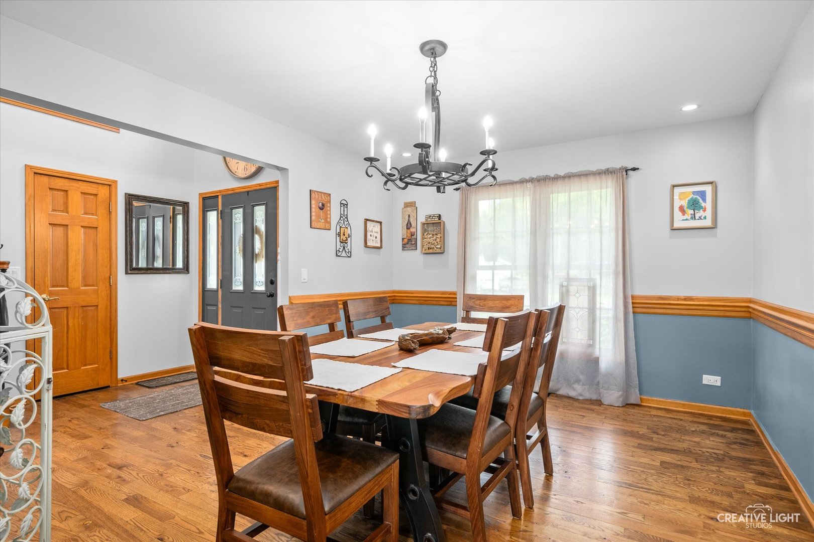 925 Suzy Street, Lake Holiday, IL 60548
