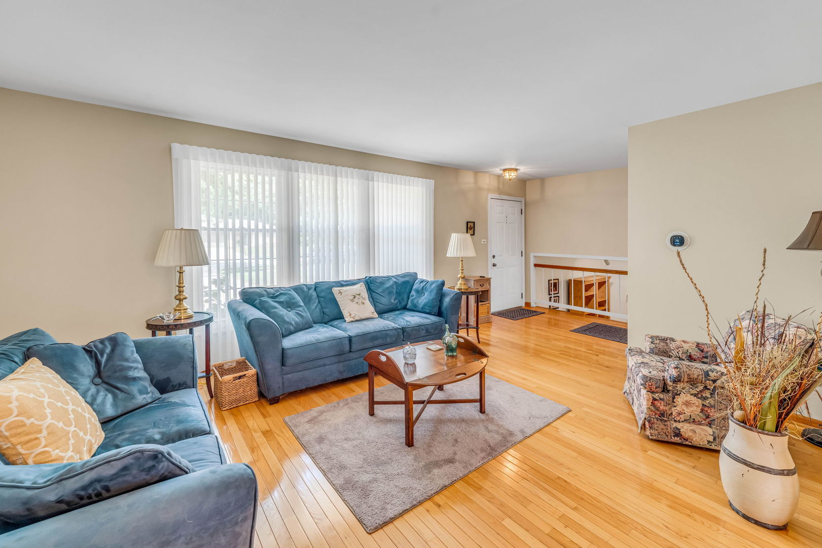 7629 Baimbridge Drive, Downers Grove, IL 60516