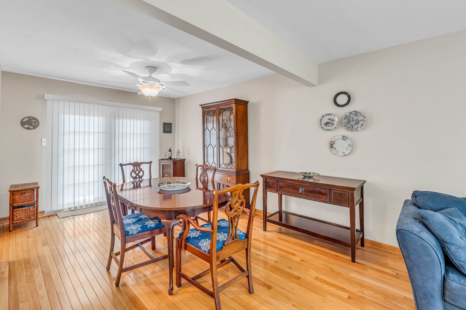 7629 Baimbridge Drive, Downers Grove, IL 60516