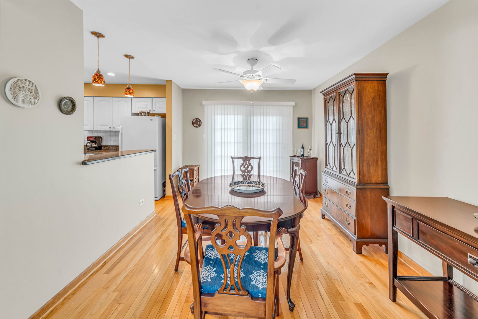 7629 Baimbridge Drive, Downers Grove, IL 60516