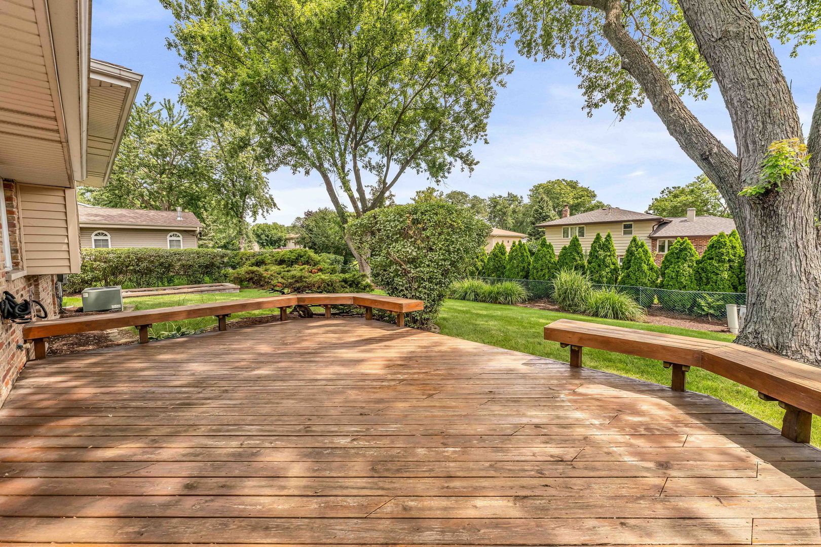 7629 Baimbridge Drive, Downers Grove, IL 60516