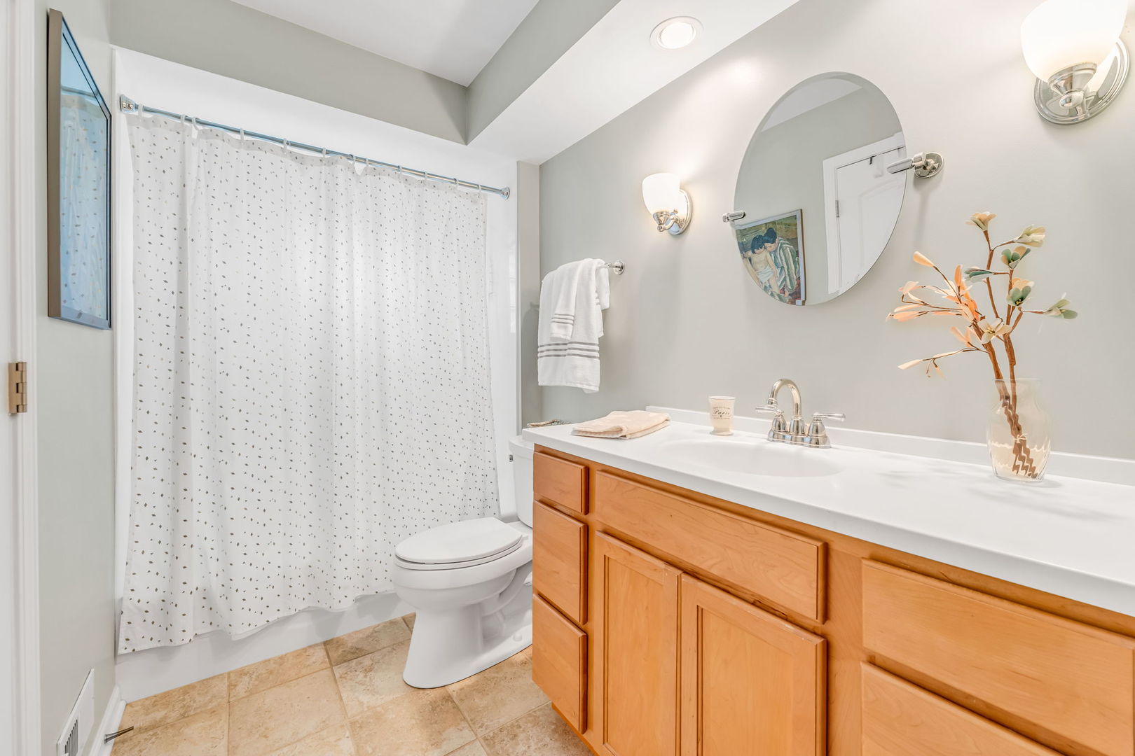 7629 Baimbridge Drive, Downers Grove, IL 60516