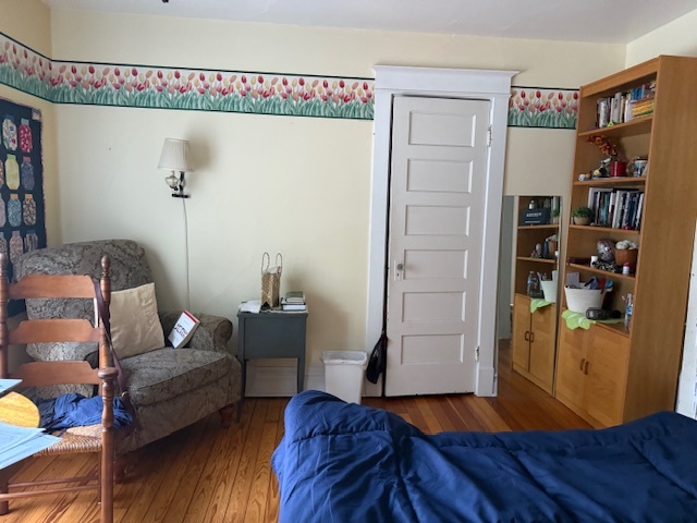 215 S Washington Street, Wheaton, IL 60187