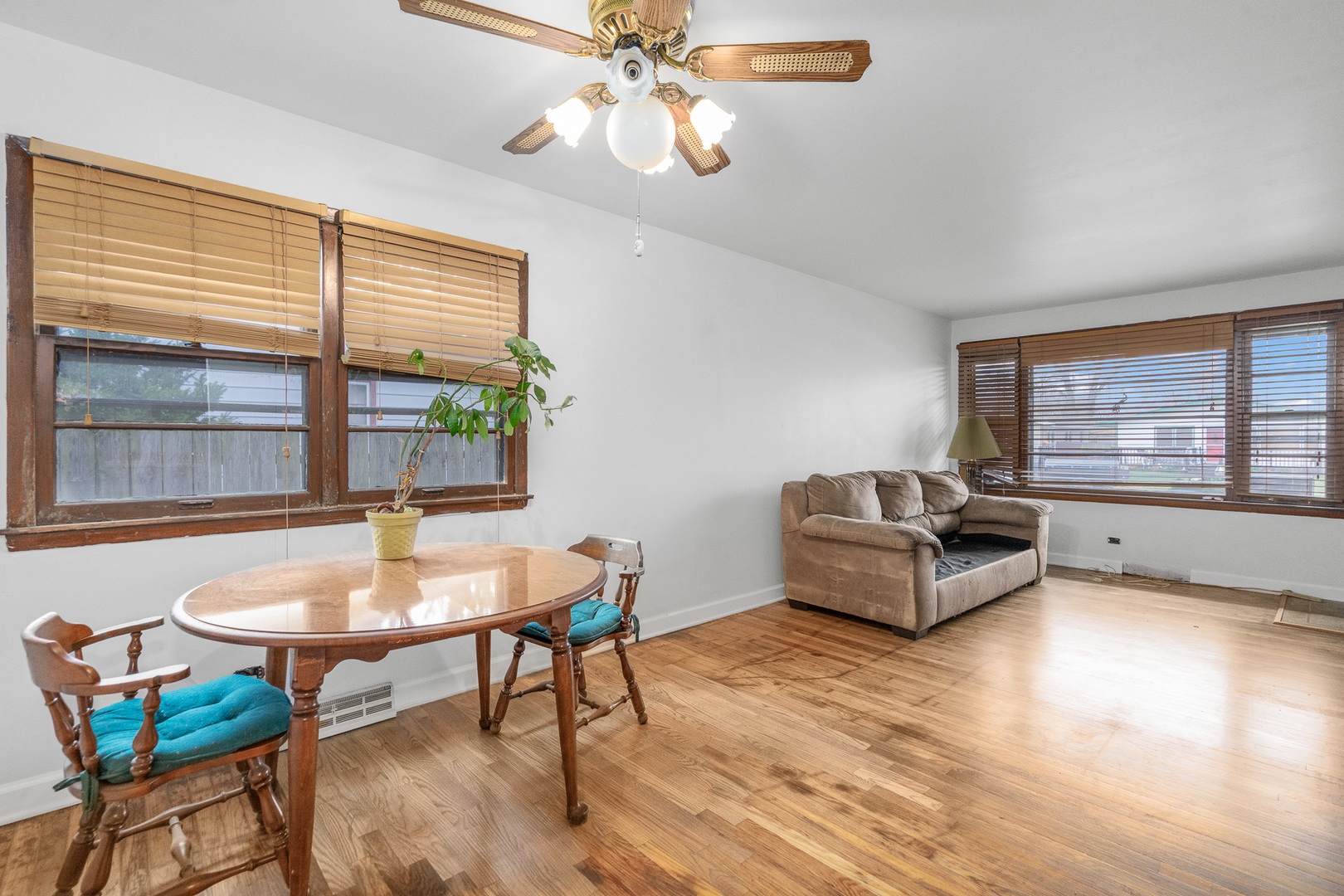 14825 S Troy Avenue, Posen, IL 60469