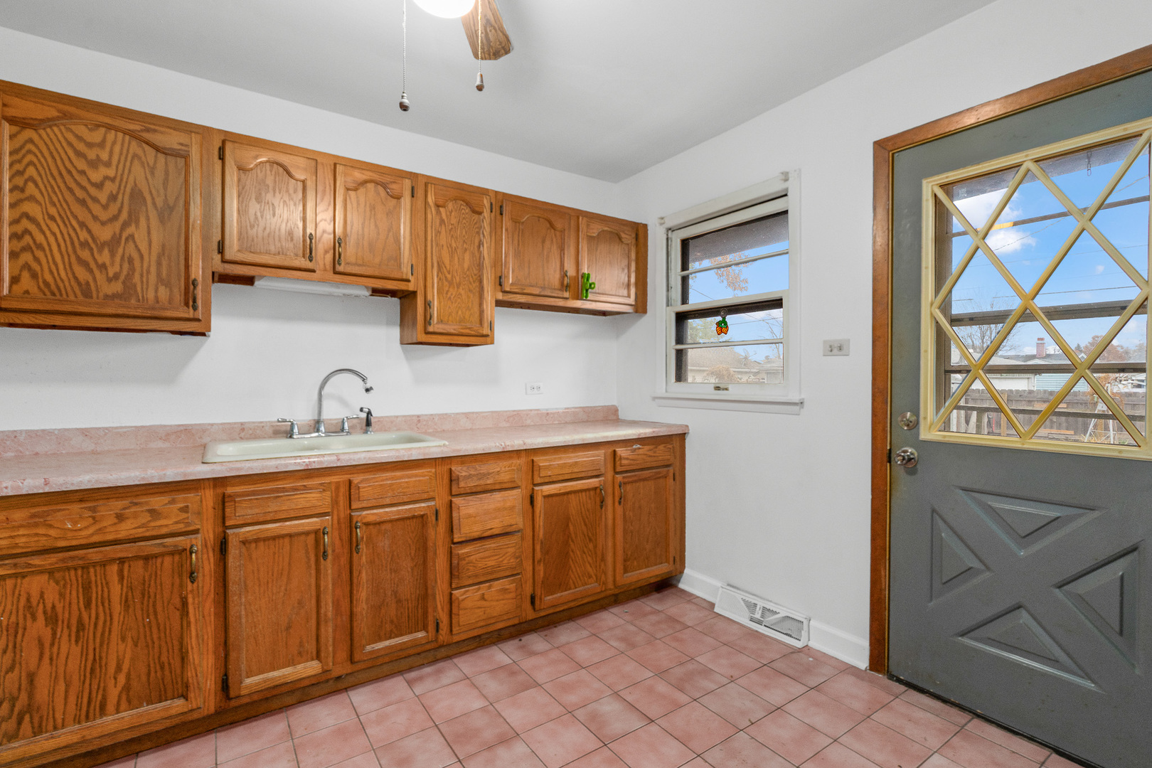 14825 S Troy Avenue, Posen, IL 60469