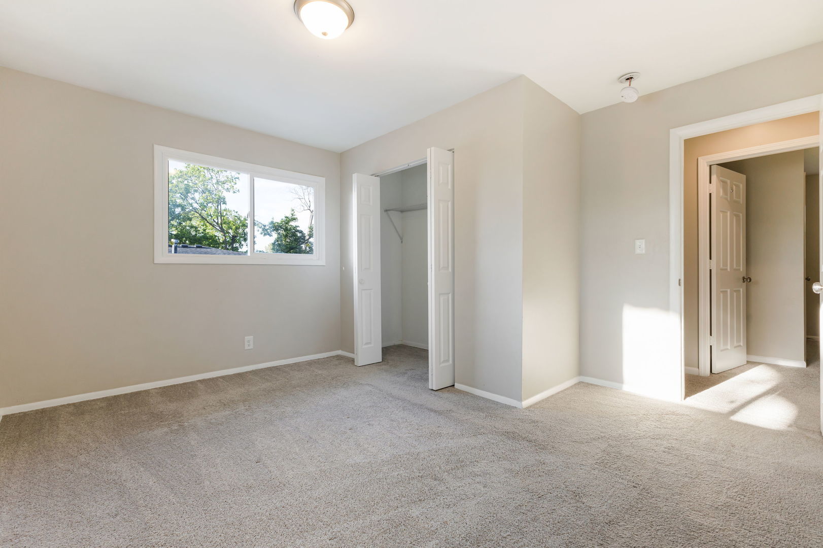 1325 Douglas Avenue, Montgomery, IL 60538