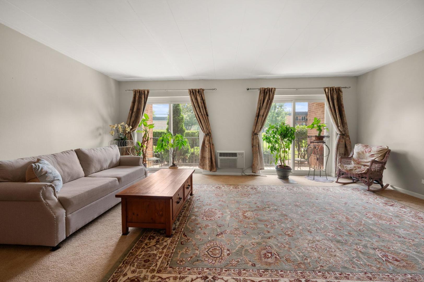 1056 N Mill Street #103, Naperville, IL 60563