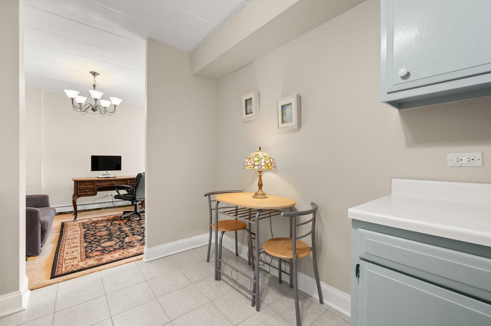 1056 N Mill Street #103, Naperville, IL 60563