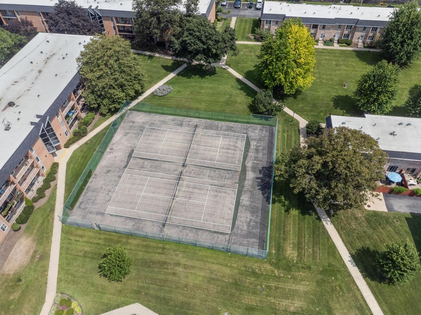 1056 N Mill Street #103, Naperville, IL 60563
